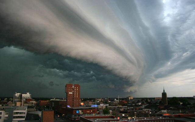 Awan Kumulonimbus, Momok Menakutkan Dunia Penerbangan